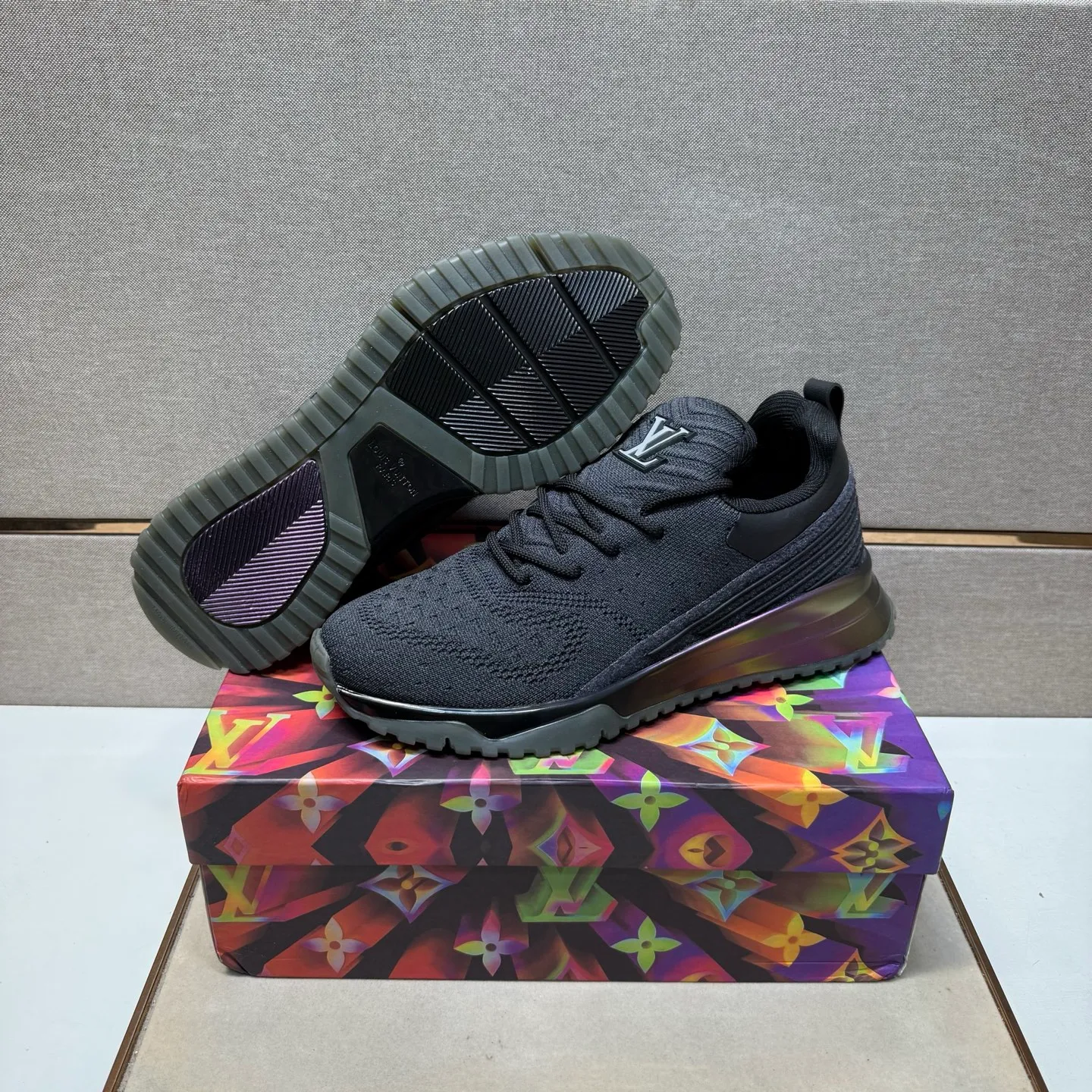 ⬛️Men's shoes 💰p480 [LV～] Men's casual shoes 2025z cabinet sales simultaneously 🔶Size: 38-44 #️⃣ 🔷4 colors🔜The upper is made of multi-material splicing➕Mesh lining, comfortable and breathable, sole: original comfortable and wear-resistant outsole, ⚠️real thing📱photographed🎬real thing is better📢📢📢